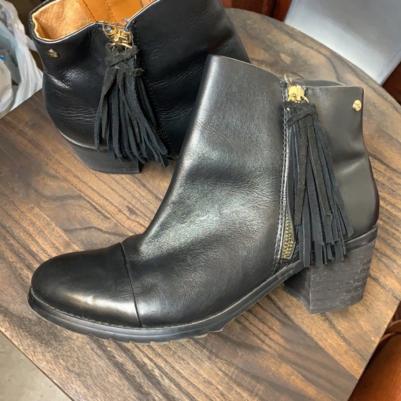 Pikolino’s Black Booties tassel zipper - Picture 5 of 6